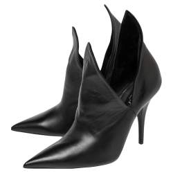 Burberry Black Leather Essendon Pointed Toe Booties Size 37