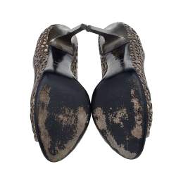 Pre Owned حذاء كعب عالي بربري مقدمة مفتوحة كانفاس كاروهات نوفا وجلد قصة ليزر رمادي ميتالك مقاس 38