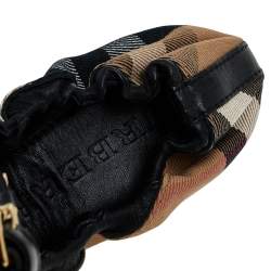 Pre Owned Burberry Black/Beige Novacheck Canvas and Leather Buckle Scrunch Ballet Flats Size 41