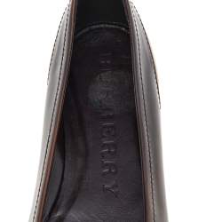 مملوكة مسبقًا Burberry Dark Brown/Beige Leather And Haymarket Coated Canvas Bow Toe Cap Ballet Flats Size 37.5