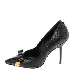 Pre Owned Burberry Black Python Leather Bow Detail Pointed Toe Pumps Size 37