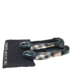 Pre Owned Burberry Green/Beige Patent Leather And Nova Check Coated Canvas Scrunch Ballet Flats Size 41