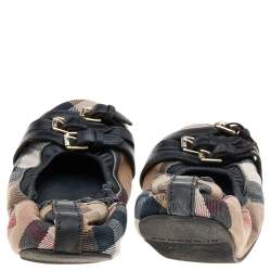 مملوكة مسبقًا Burberry Beige/Black Leather And Canvas Ballet Flats Size 36