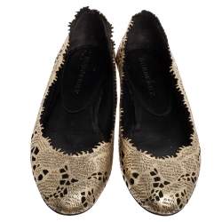 Pre Owned حذاء باليرينا فلات بربري جلد برونزي ميتاليك مقاس 38