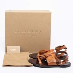 مملوكة مسبقًا صندل فلات بربري بيثاني جلد بني كونياك سير كاحل مقاس 38