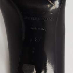 Pre Owned Burberry Black Leather Buckle Detail Pointed Toe Pumps Size 37