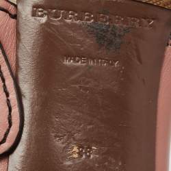 مملوكة مسبقًا صندل بربري سولي ترنش خلفي جلد ثلاثي اللون بإبزيم وحزام كاحل مقاس 38