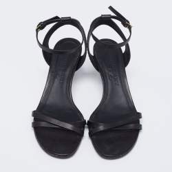 مملوكة مسبقًا صندل  بربري جلد أسود سير كاحل متقاطع مرصع مقاس 37