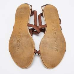 Burberry Brown/Beige Leather and House Check Canvas T-Strap Flat Sandals Size 39.5