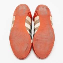 مملوكة مسبقًا Burberry Red/Beige Patent Leather And Nova Check Ballet Flats Size 39