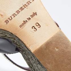 Pre Owned صندل بربري جلد عنابي لامع إسبادريل كعب روكي بحزام للكاحل مقاس 39