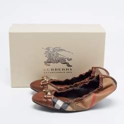 Pre Owned Burberry Beige/Black Leather And Canvas Ballet Flats Size 39