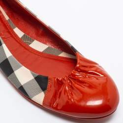 Pre Owned Burberry Orange Patent Leather and Nova Check Canvas Scrunch Ballet Flats Size 40.5