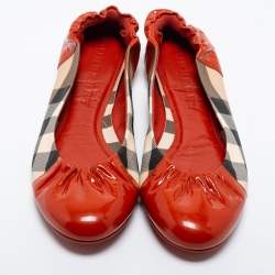 Pre Owned Burberry Orange Patent Leather and Nova Check Canvas Scrunch Ballet Flats Size 40.5