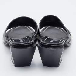 Pre Owned صندل سلايد بربري أونور جلد وكانفاس أسود/رصاصي مقاس 38