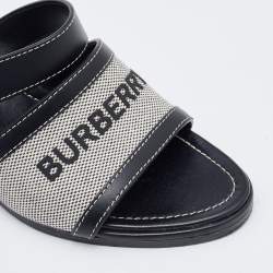 Pre Owned صندل سلايد بربري أونور جلد وكانفاس أسود/رصاصي مقاس 38