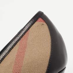 Pre Owned Burberry Black/Brown Leather and Nova Check Canvas Buckle Pumps Size 36