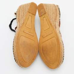 مملوكة مسبقًا صندل بربري سيور متعاكسة كعب روكي إسبادريل جلد بني مقاس 39