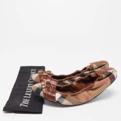 مملوكة مسبقًا Burberry Brown Leather and Nova Check Canvas Buckle Scrunch Ballet Flats Size 39