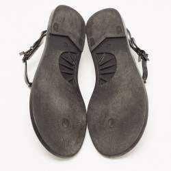 مملوكة مسبقًا Burberry Black Nova Check PVC Thong Ankle Strap Flats Size 41