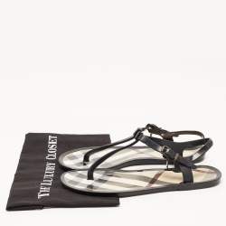 مملوكة مسبقًا Burberry Black Nova Check PVC Thong Ankle Strap Flats Size 41
