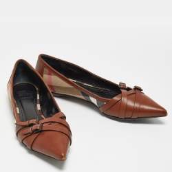 Burberry Brown/Beige House Check Canvas and Leather Buckle Ballet Flats Size 38