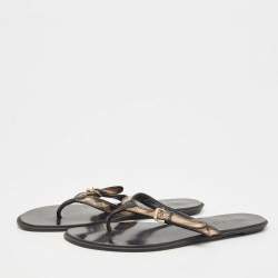 Pre Owned Burberry Beige/Black Nova Check Canvas and Leather Buckle Thong Flats Size 39