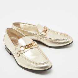 Burberry Metallic Gold Leather Solway Chain Detail Slip On Loafers Size 39.5
