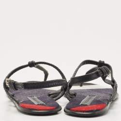 مملوكة مسبقًا Burberry Blue/Black Leather and Check Canvas Thong Ankle Strap Flat Sandals Size 41