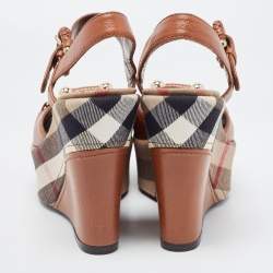 مملوكة مسبقًا Burberry Brown Leather Check Heel Wedge Sandals Size 37