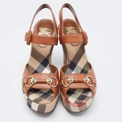 مملوكة مسبقًا Burberry Brown Leather Check Heel Wedge Sandals Size 37