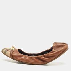 Pre Owned Burberry Brown Nova Check Canvas and Leather Twistlock Scrunch Ballet Flats Size 41
