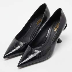 مملوكة مسبقًا  Burberry Black Watersnake Leather Pointed Toe Wellton Pumps Size 38