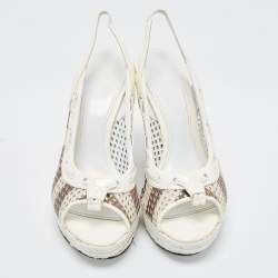 Burberry Cream Patent and Canvas Peep Toe Espadrilles Sandals Size 40