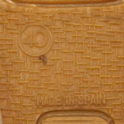 مملوكة مسبقًا صندل بربري سيور متعاكسة كعب روكي إسبادريل جلد بني مقاس 39