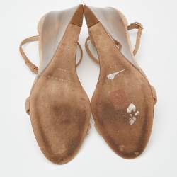 Pre Owned Burberry Prorsum Beige Suede Leyburn Lucite Wedge Sandals Size 38