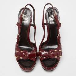مملوكة مسبقًا Burberry Burgundy Quilted Patent Leather Buckle Detail Platform Slingback Sandals Size 37
