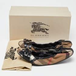 Burberry Beige/Black Novacheck Canvas and Leather Buckle Scrunch Ballet Flats Size 40