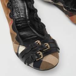 Burberry Beige/Black Novacheck Canvas and Leather Buckle Scrunch Ballet Flats Size 40
