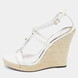 مملوكة مسبقًا Burberry White Leather Wedge  Ankle Strap Sandals Size 39.5