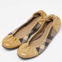 Burberry Beige Patent Leather and Nova Check Coated Canvas Scrunch Ballet Flats Size 39