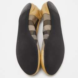 Burberry Beige Patent Leather and Nova Check Coated Canvas Scrunch Ballet Flats Size 39