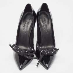 Burberry  Black Patent Vaughan Pointed Toe Pumps Size 40