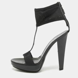 Pre Owned Burberry Black Lace and Patent Leather Ankle Strap Sandals Size 38