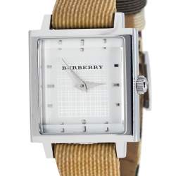 Pre Owned Burberry Silver Stainless Steel Leather Nova Check BU2016 Women's Wristwatch 24 mm