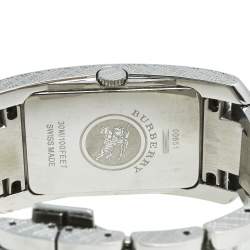 Pre Owned Burberry Silver Stainless Steel BU1056 Women's Wristwatch 25 mm