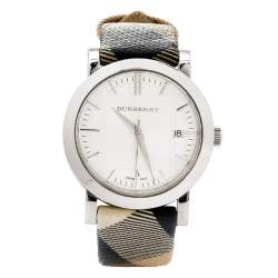 Pre Owned Burberry Silver Stainless Steel Nova Check BU1378 Women's Wristwatch 38 mm