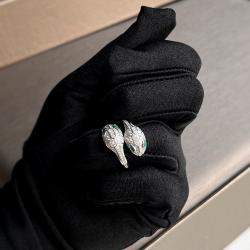 Pre Owned Bvlgari Serpenti 18K White Gold Emrald Ring EU 52