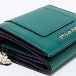 Pre Owned Bvlgari Green Leather Serpenti Forever Trifold Wallet