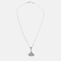 Pre Owned Bvlgari Divas' Dream 18K White Gold and Diamond Pendant Necklace